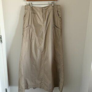 MNG (Mango) A-line Khaki Maxi Skirt Front and Back Pockets Pleated Back Sz 12